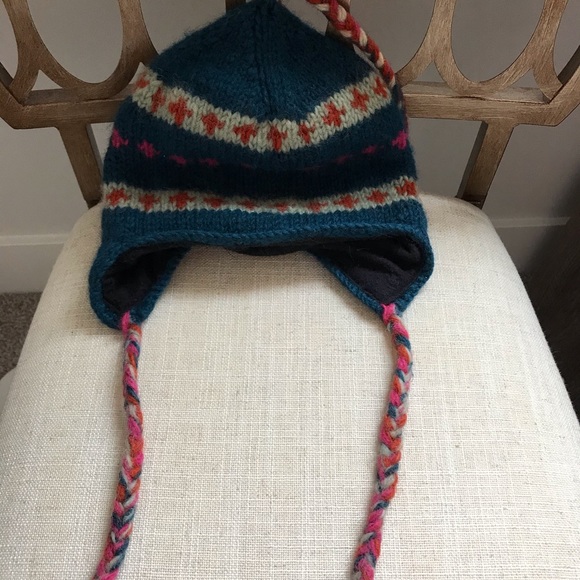 Wool Toque! - Picture 2 of 3